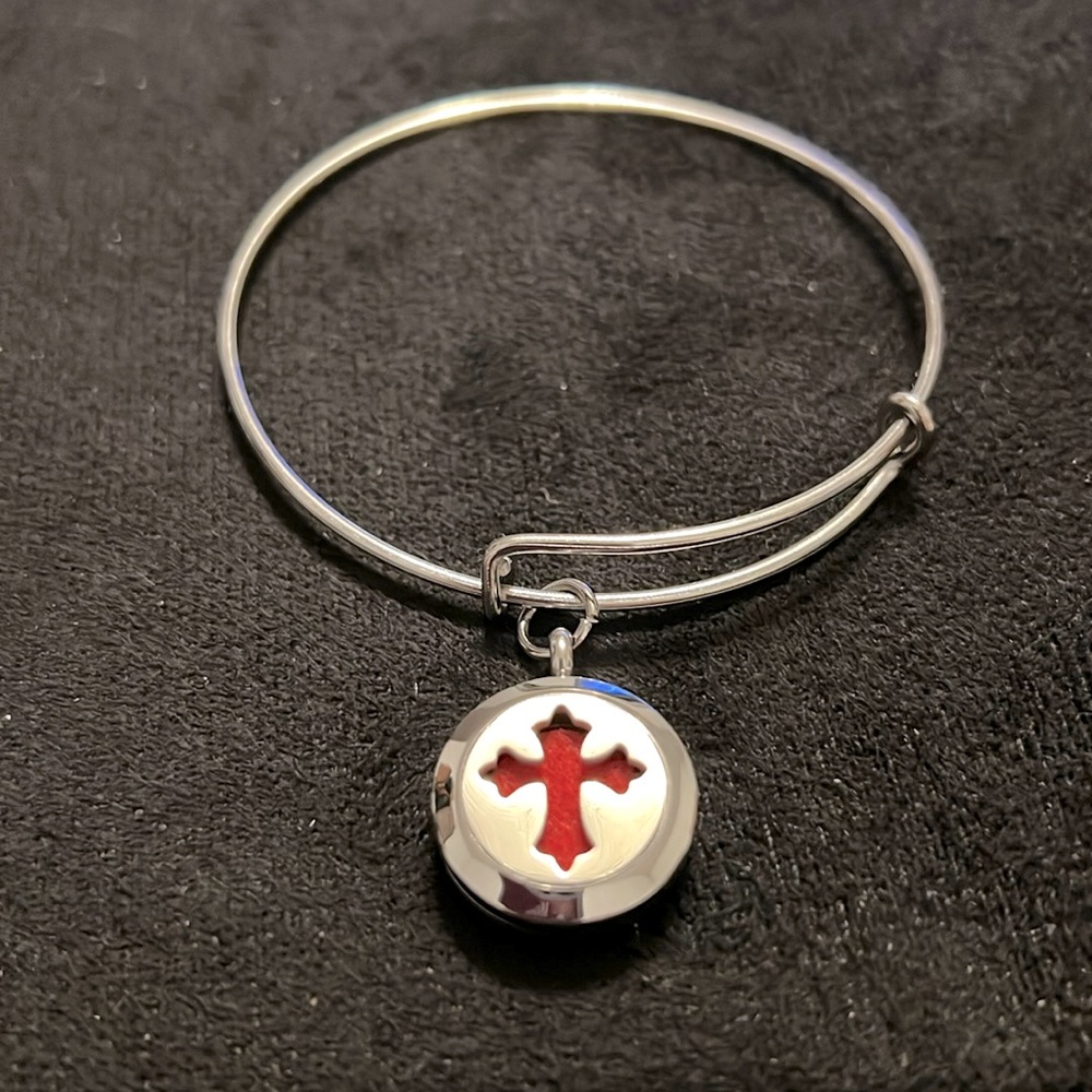 Aromatherapy bracelet